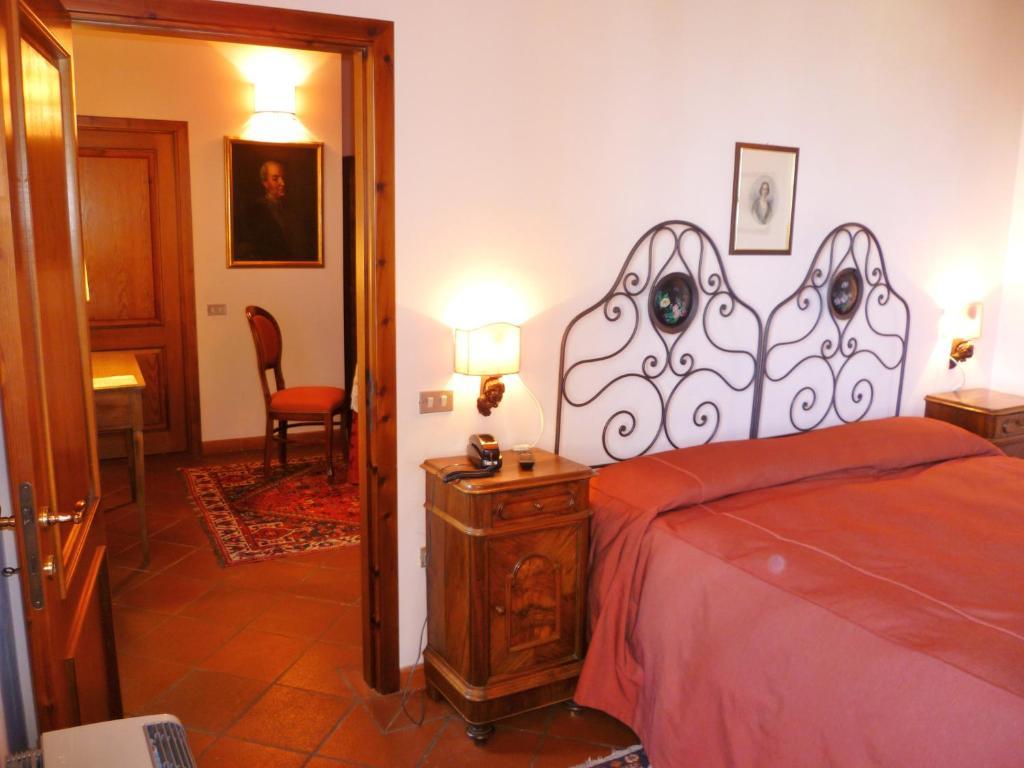 Locanda Di Villa Torraccia Pésaro Habitación foto