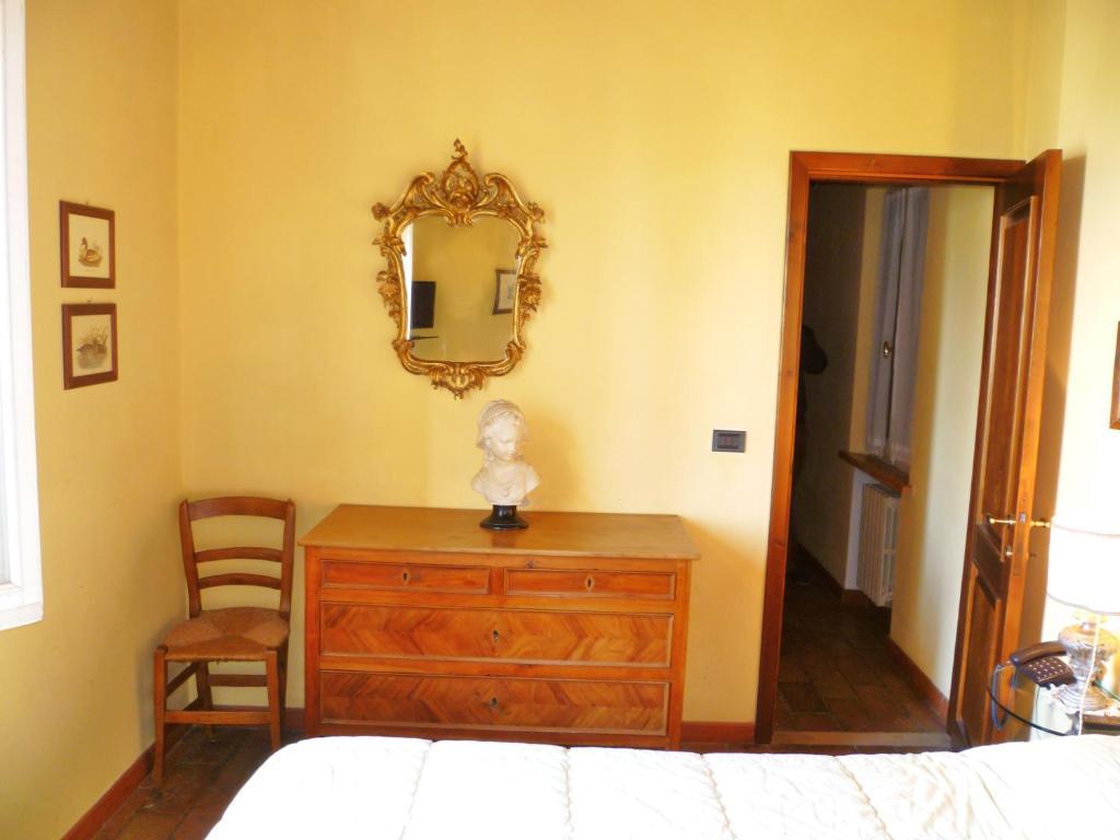 Locanda Di Villa Torraccia Pésaro Habitación foto